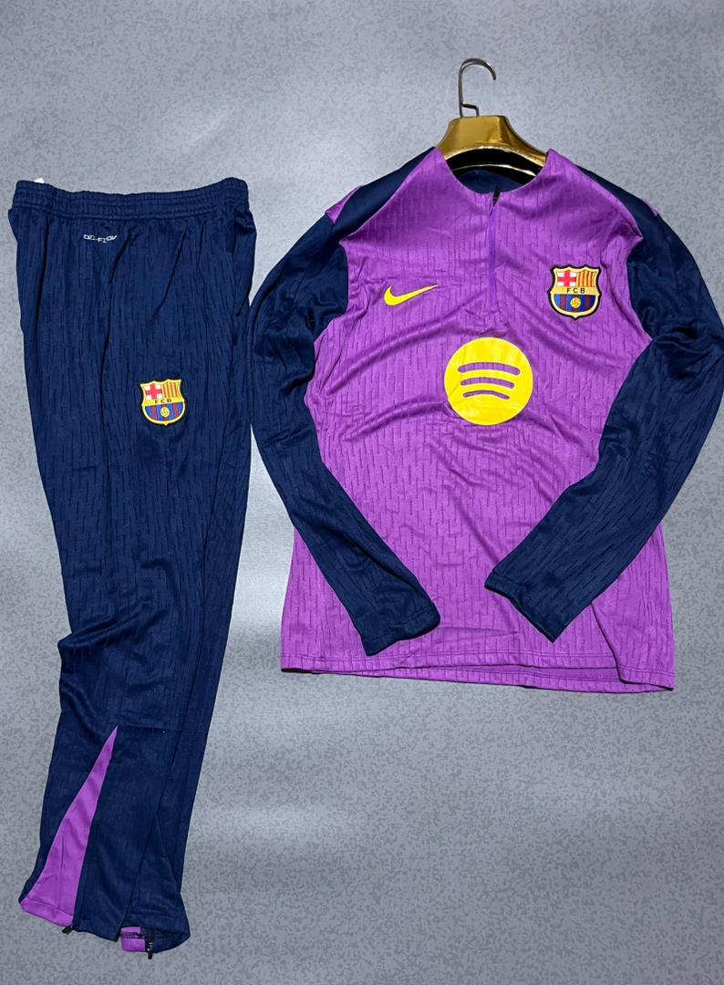 Ensemble de survêtement Nike Barça – Image 3