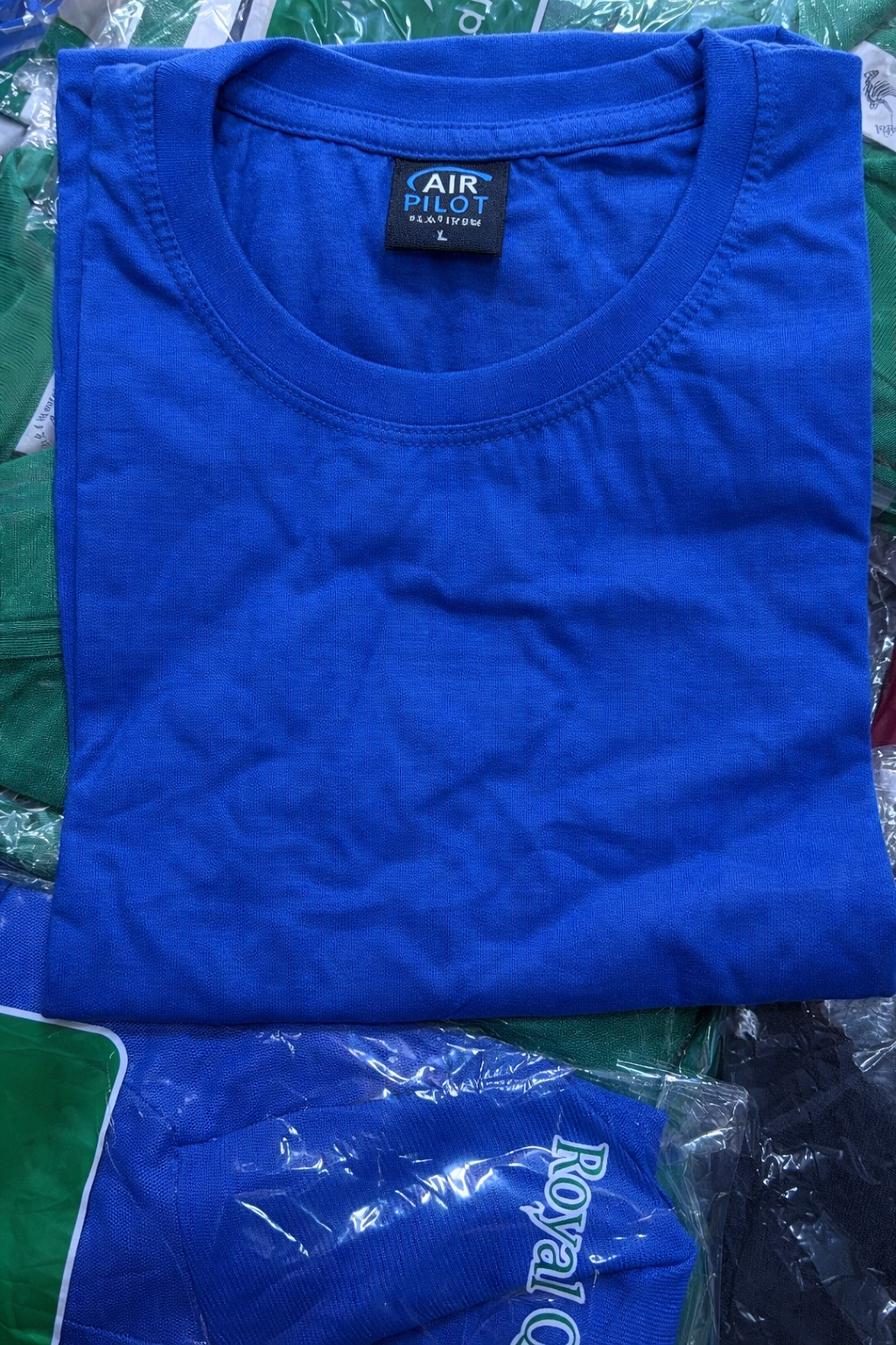 T- Shirt couleur unique – Image 3