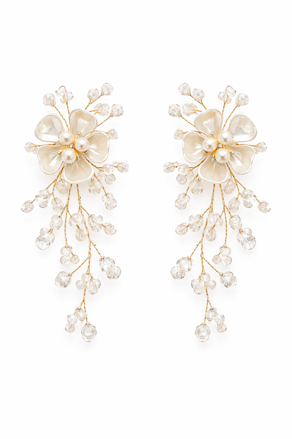 Boucles d'oreilles en fleurs nacrées