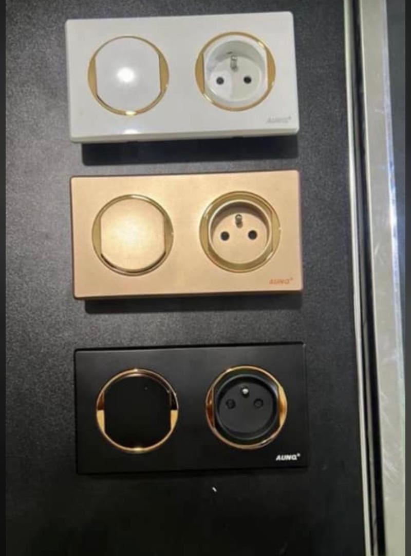 Plaques murales à prises électriques – Image 2
