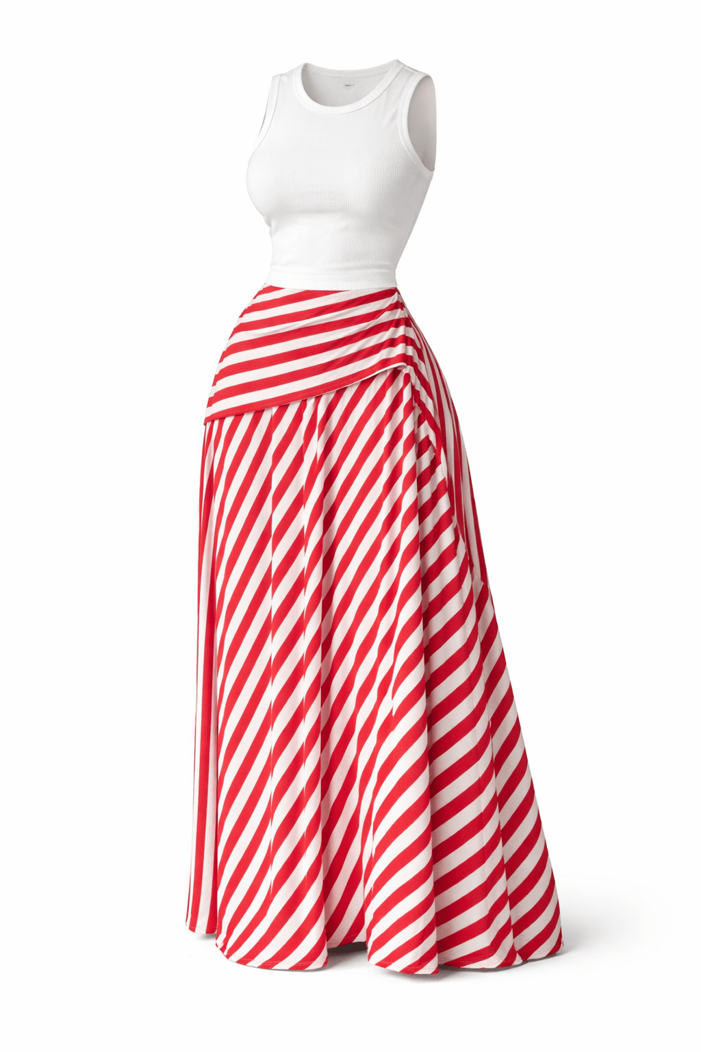 Tenue d'été chic à rayures