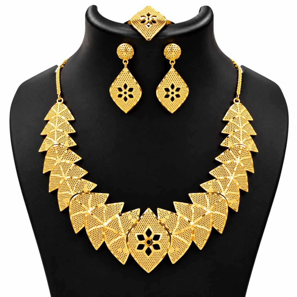 Parure de Bijoux Femme Dorée à Motifs Géométriques et Floraux – Collier, Boucles d'Oreilles et Bague